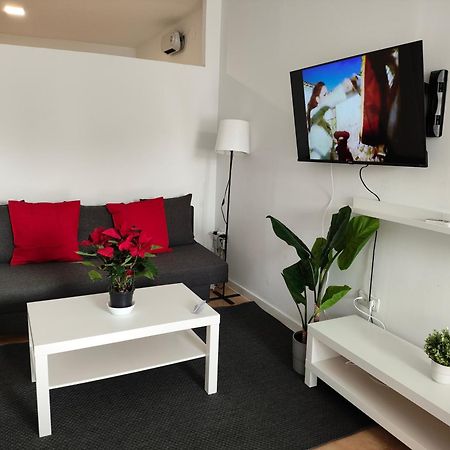 Centro Aeropuerto Wizink Feria Bernabeu Apartment มาดริด ภายนอก รูปภาพ