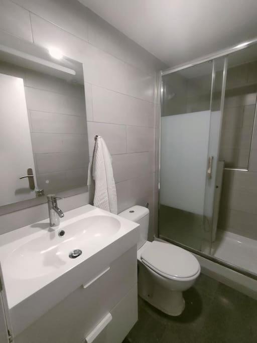 Centro Aeropuerto Wizink Feria Bernabeu Apartment มาดริด ภายนอก รูปภาพ